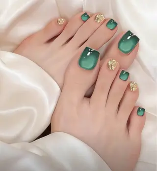 ネイル 胡蝶蘭レディースサロ ンNailMOKAのネイルデザイン