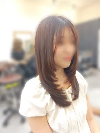 ロング 澤田 あきのヘアスタイル
