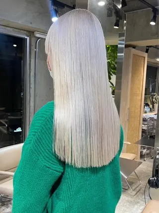 ロング カラー 原宿🩵 ブリーチカラー優海のヘアスタイル