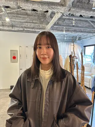 ミディアム 🧣misaki 🧣のヘアスタイル