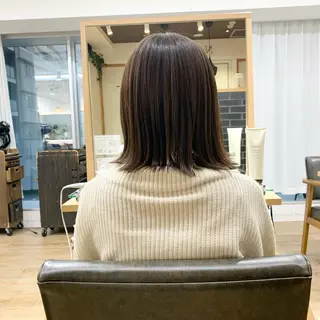 ショート カラー パーマ ヘアアレンジ メンズ キッズ ネイル マツエク・マツパ レイヤーカット／ 巻ける縮毛矯正のヘアスタイル
