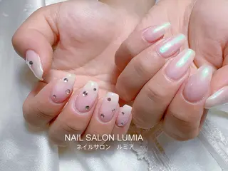 ネイル ネイルサロン ルミア Lumia 店長施術のネイルデザイン