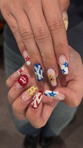 ネイル color.nail 🫧ionaのネイルデザイン