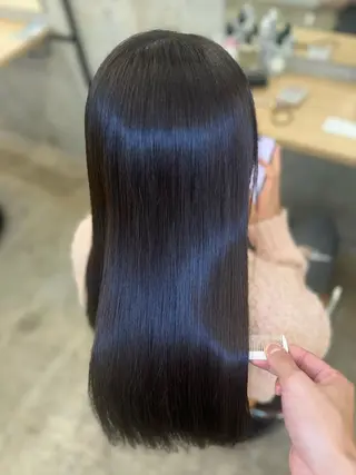 ミディアム カラー 艶ハイトーン🌈 ユウトのヘアスタイル