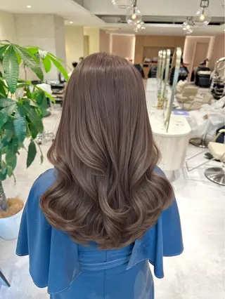 ロング カラー 透明感カラー🌿 グレージュ🐺陽介のヘアスタイル