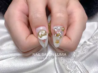 ネイル ネイルサロン ルミア Lumia 店長施術のネイルデザイン