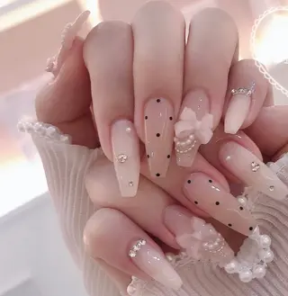 ネイル HIN NAILのネイルデザイン