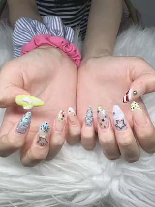 ネイル Lee Nailsのネイルデザイン