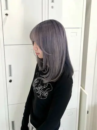 セミロング カラー 黒阪 なみのヘアスタイル