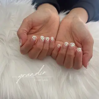 ネイル grandir🦋 MOMOKAのネイルデザイン