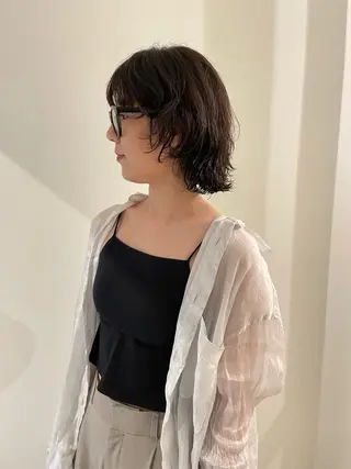 ミディアム カラー 渋谷 留菜のヘアスタイル