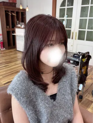 ミディアム カラー &.TIGRE 越冨 レイヤー/顔周り特化のヘアスタイル