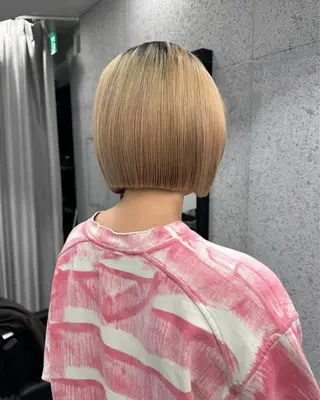 ミディアム ボブ/レイヤーカット 縮毛矯正/コウキ新宿のヘアスタイル