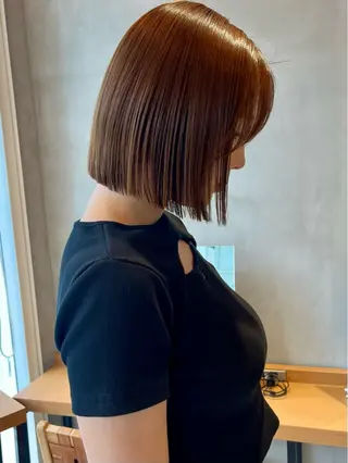 ミディアム カラー 縮毛矯正ボブ&顔まわ レイヤー♡TOMOEのヘアスタイル