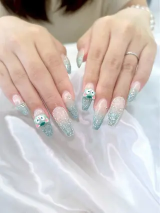 ネイル 【岐阜🦋】 キラキラネイル✨あゆのネイルデザイン