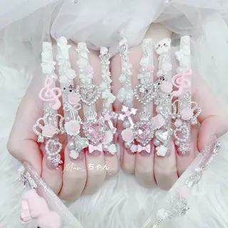 ネイル MoMoA Nail ネイル長さ出し専門店のネイルデザイン