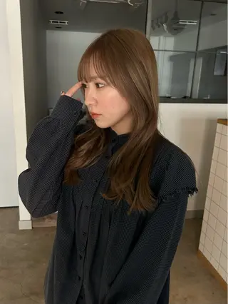 ロング カラー 透明感カラー レイヤーカット りなのヘアスタイル