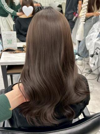カラー シウ SHUのヘアスタイル
