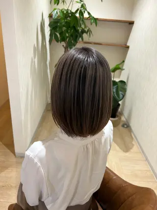ショート 本郷 豊のヘアスタイル