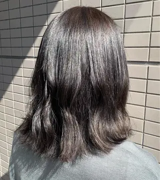 ミディアム サトウ .のヘアスタイル