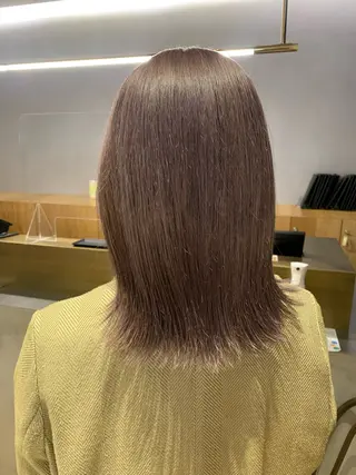 ミディアム カラー 吉田 詩穂のヘアスタイル