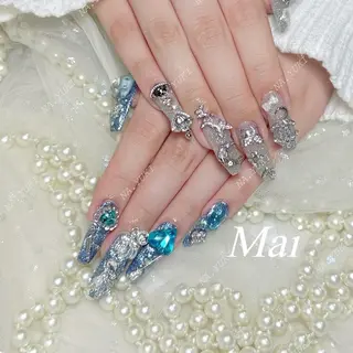 ネイル 🦋 Queenieのネイルデザイン