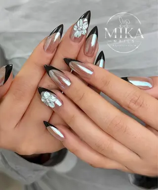 ネイル Genie Mika Nailsのネイルデザイン