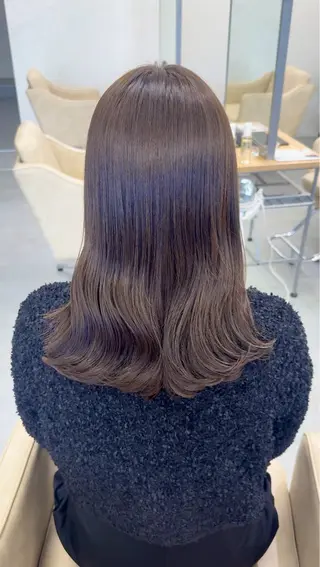 セミロング 浅見 茉美のヘアスタイル