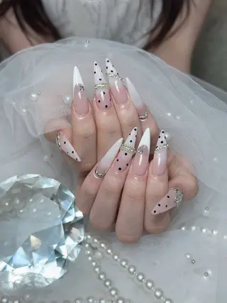 ネイル Julli NailStudioのネイルデザイン