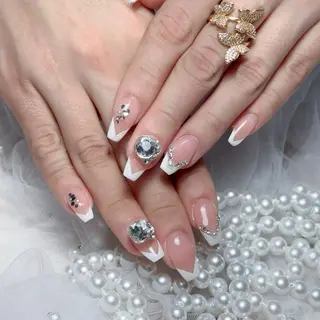 ネイル M🌷nail 長さだし専門店のネイルデザイン