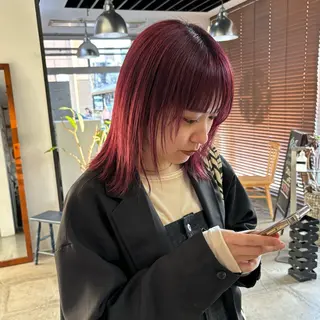 ミディアム カラー 的場 莉音のヘアスタイル