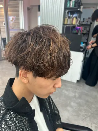 パーマ メンズ パーマ支持率No.1 ❤️‍🔥安成弾のヘアスタイル