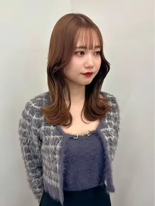 ミディアム カラー ブリーチなし/レイヤ ー特化🌈Tommyのヘアスタイル