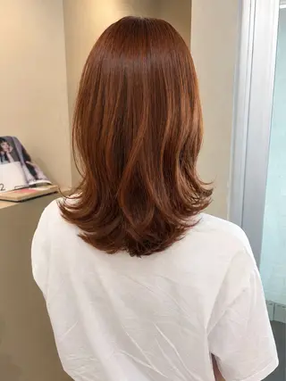 セミロング カラー 🍒鎌倉/ブリーチ /レイヤー/AI🍒のヘアスタイル