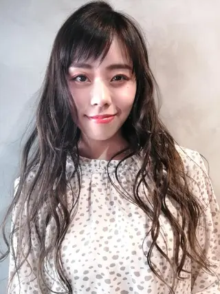 ロング カラー 傷ませないブリーチ 美容師🎉内山のヘアスタイル