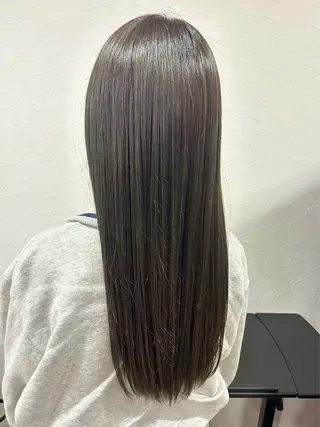 ロング 透明感カラー 山田真生のヘアスタイル