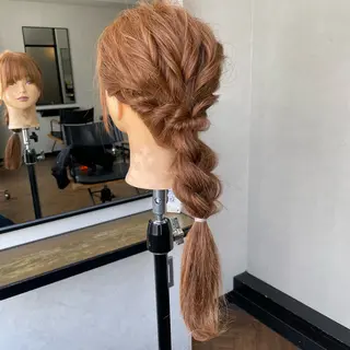 ヘアアレンジ 檜谷 晴　顔周りカットのヘアスタイル