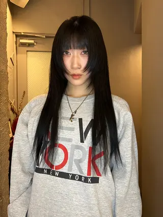 ロング 圧倒的デザイン力 店長🎨RENAのヘアスタイル