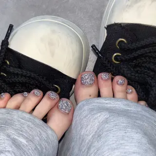 ネイル 🪐富島彩夏 /海外nail🪐のネイルデザイン
