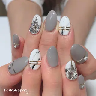 ネイル ネイリスト なつみのネイルデザイン