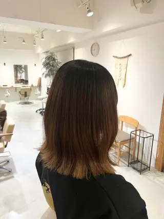 ミディアム 堀内 美那のヘアスタイル