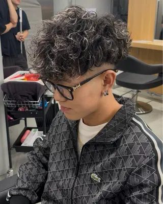 ショート カラー パーマ メンズ 🔥メンズ 特化🔥菊水皐暉🔥のヘアスタイル