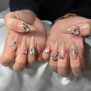 ネイル nailroom sb𓈒𓂂𓏸のネイルデザイン