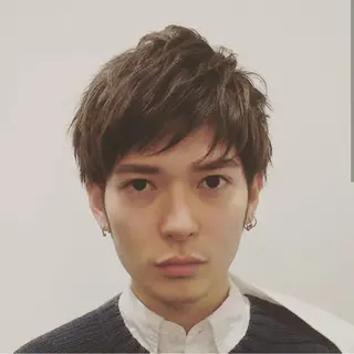 ショート メンズ カラー 韓国風レイヤーカット 上手く丁寧早い/マツのヘアスタイル