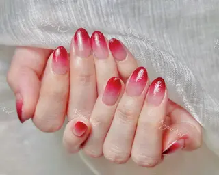 ネイル 🦋 Queenieのネイルデザイン