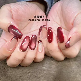 ネイル R inのネイルデザイン
