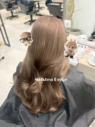ロング ハイトーン|艶カラー | YURIのヘアスタイル