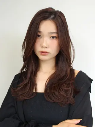 ロング レイヤーカット 特化型シオンのヘアスタイル