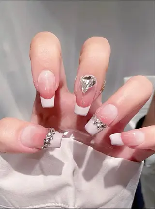 ネイル akina nailsのネイルデザイン