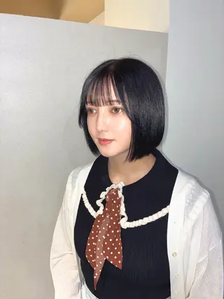 ミディアム カラー ハナダ メイのヘアスタイル